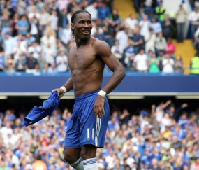 开云体育在线-利拉德跨洋教学，当广东队遇上尼克斯，一场被预设的胜利如何照进现实？