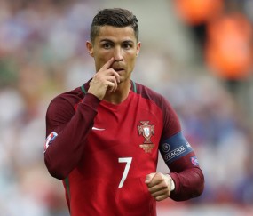 开云体育在线-字母哥跨洋连线，当山西队遇上马刺，篮球宇宙的平行叙事