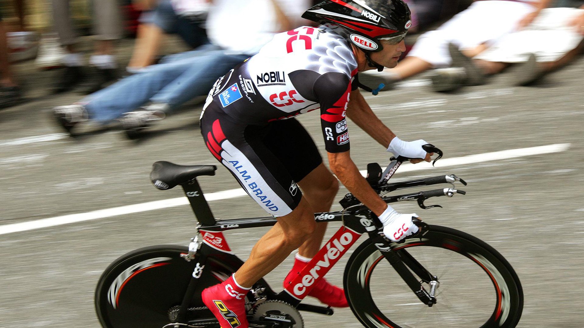 拉亚双拳击碎东欧铁骑，塞内加尔用团结终结波兰幻梦