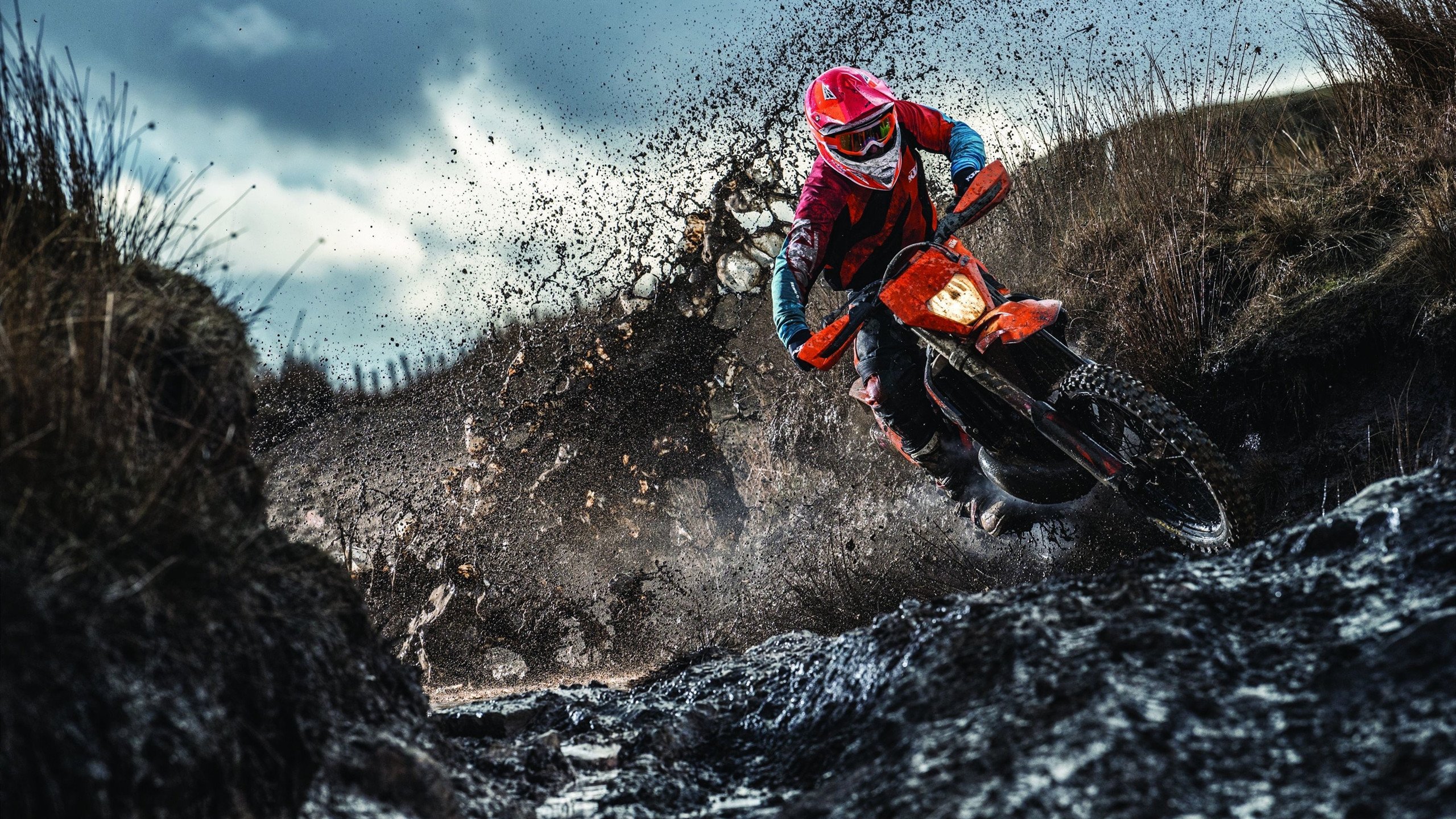 迪亚斯单骑救主，美加墨世界杯上的奥地利粉碎智利与南美足球的权力游戏